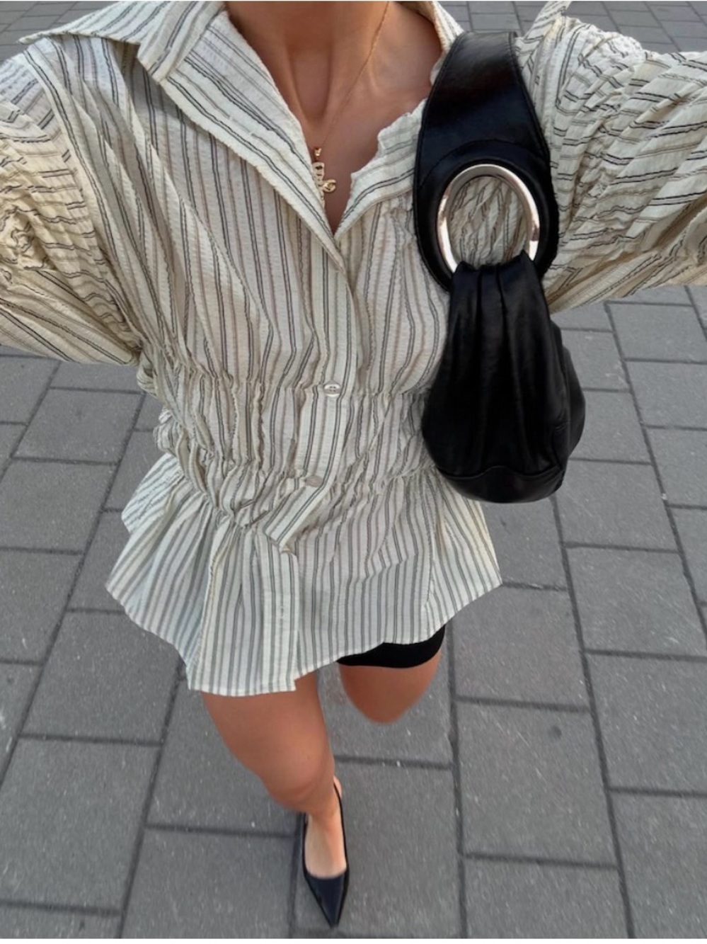 Scarlet & Sam scrunched shirt